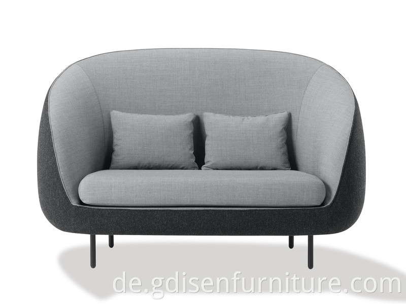 Modernes Design Holzrahmen und puderbeschichtete Bein Haiku 2-Sitzer-Sofa Wohnzimmersofas für Wohnzimmermöbel